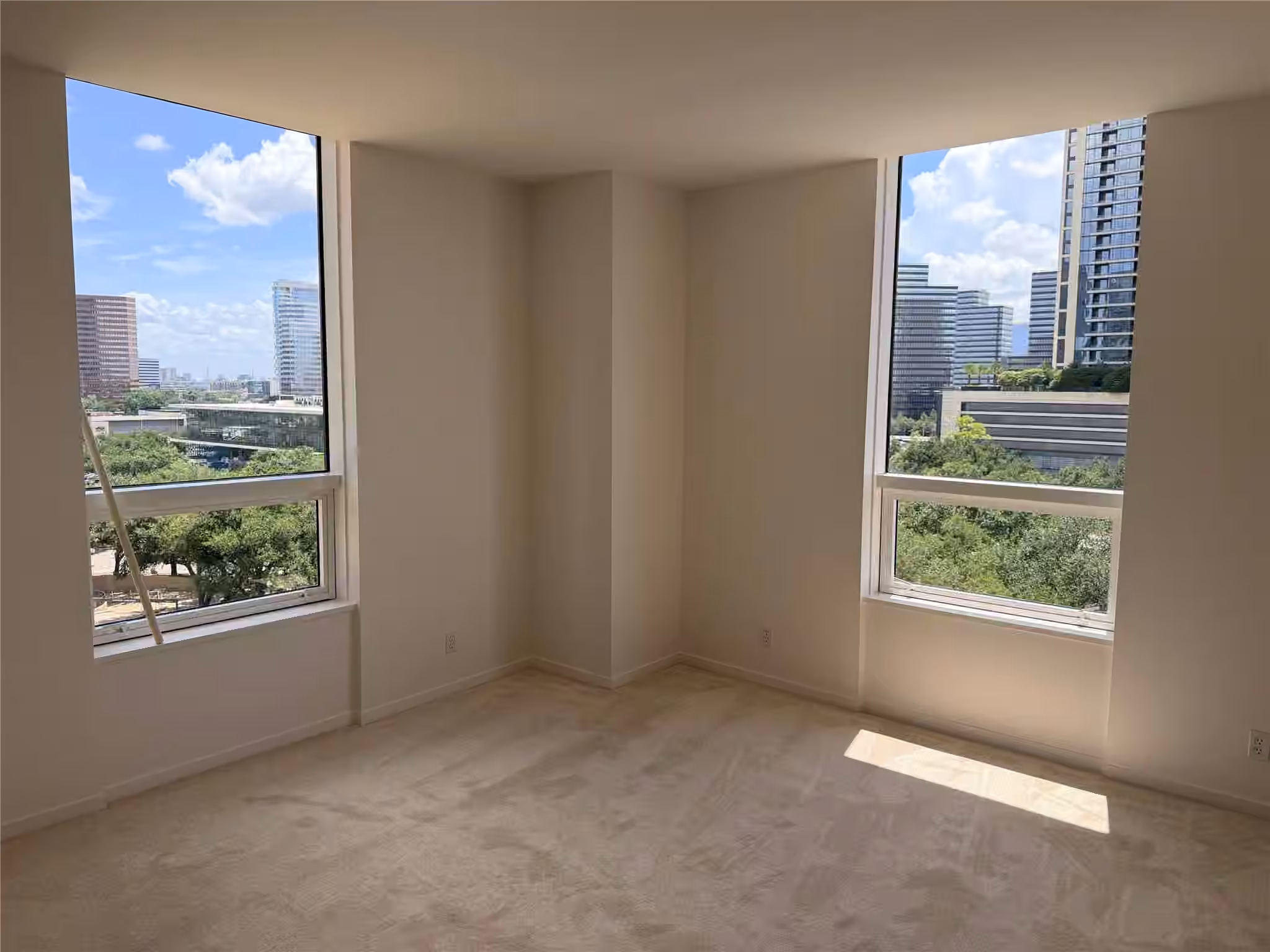 Photo 6 of 5110 San Felipe Street 86W, Houston, TX