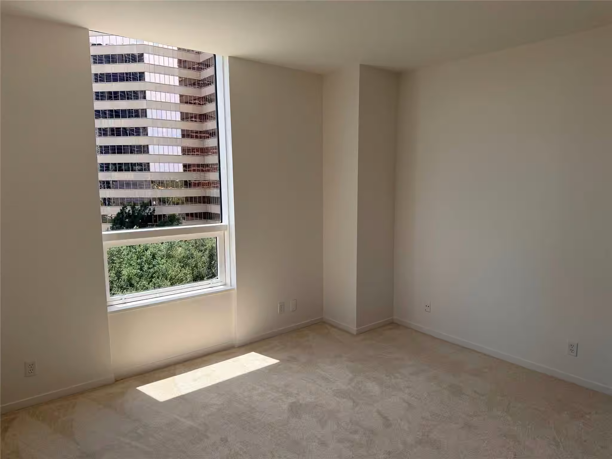 Photo 7 of 5110 San Felipe Street 86W, Houston, TX
