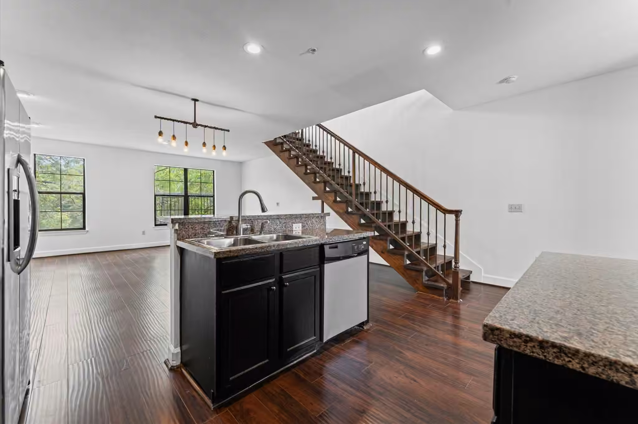 Photo 3 of 1602 Elgin Street 10, Houston, TX