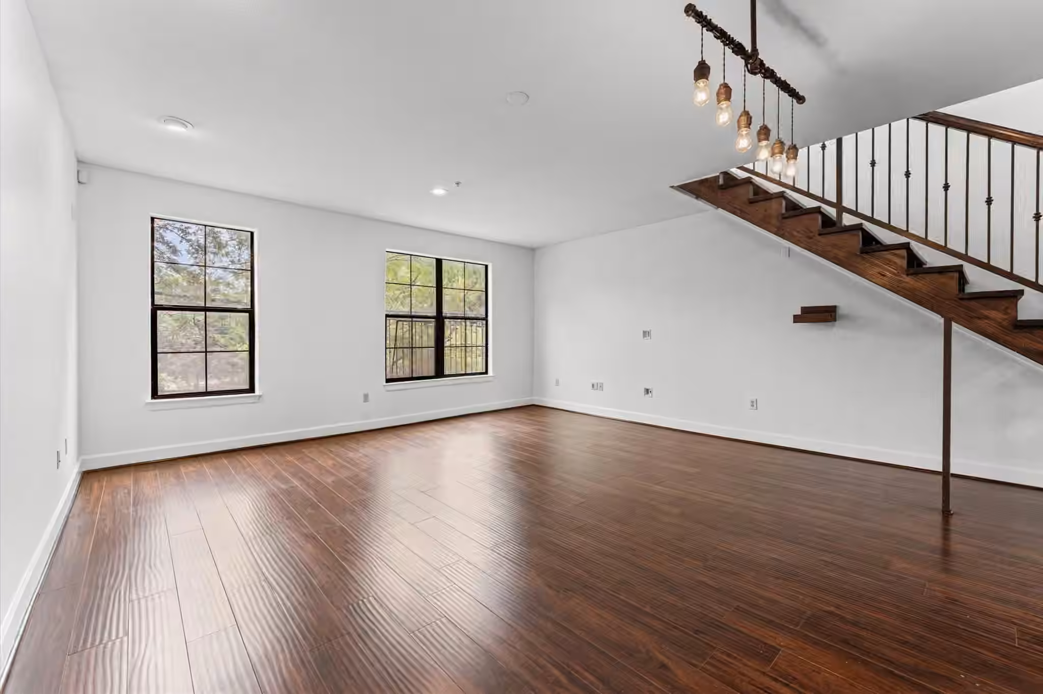 Photo 5 of 1602 Elgin Street 10, Houston, TX