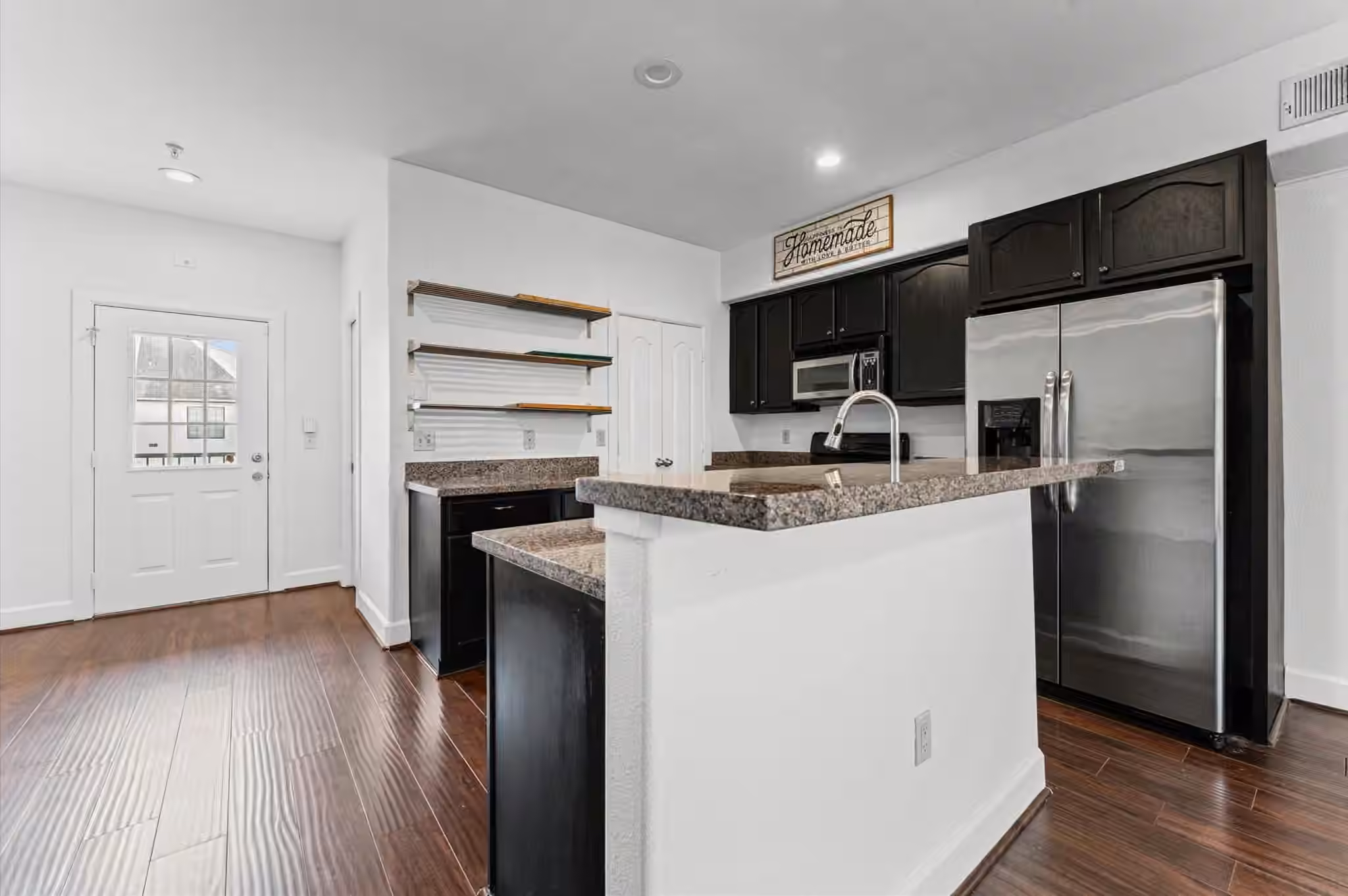 Photo 6 of 1602 Elgin Street 10, Houston, TX