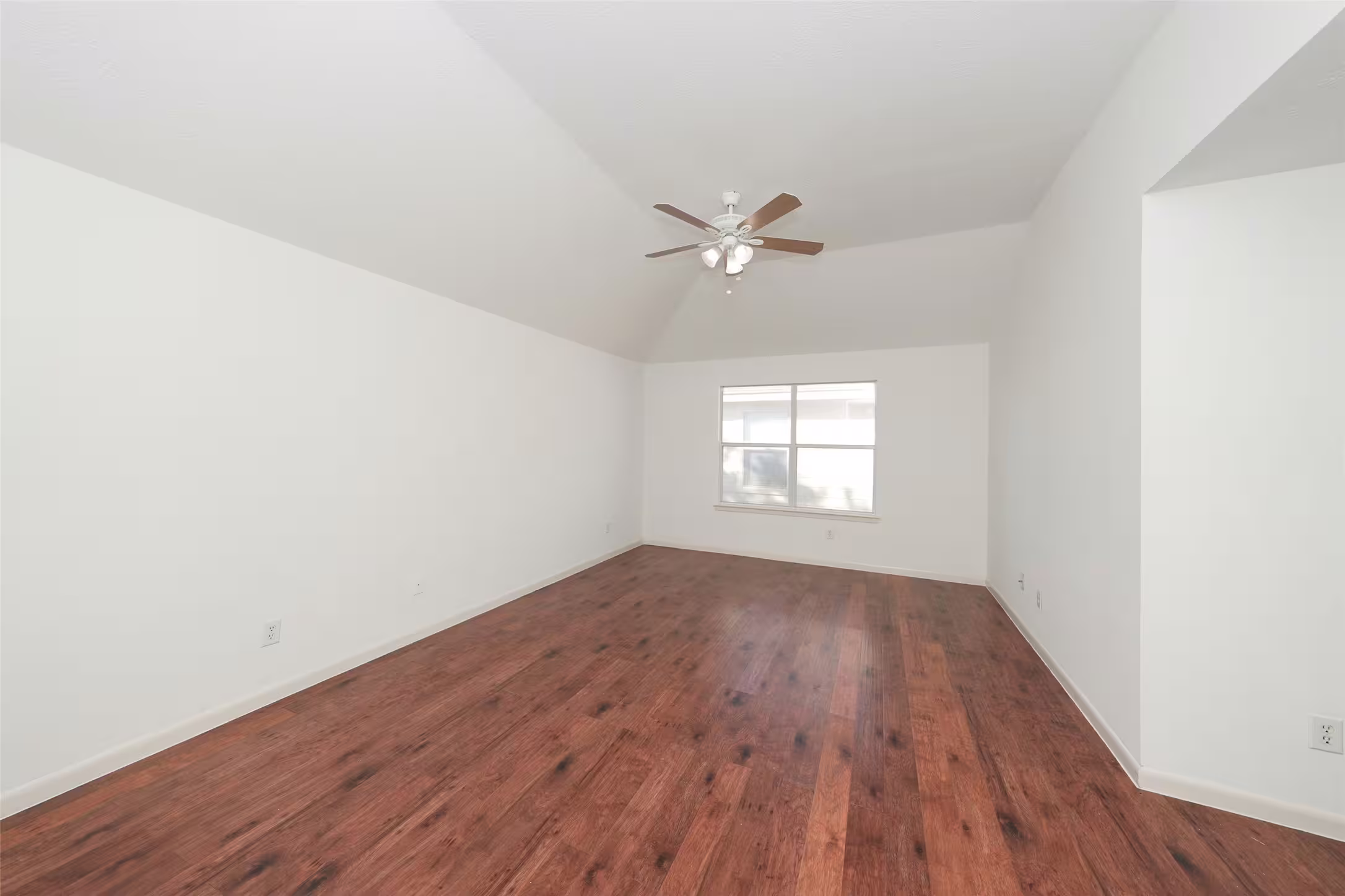 Photo 4 of 6003 S Brenwood Drive, Katy, TX