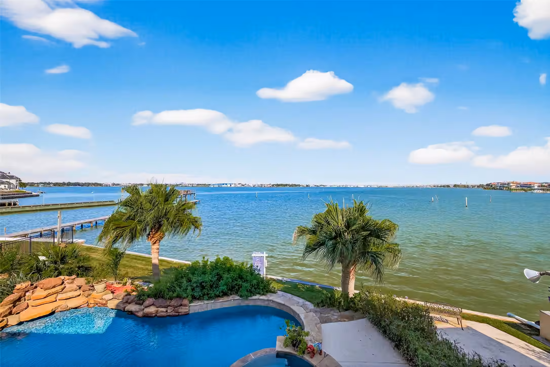 Photo 3 of 2242 Marina Way, League City, TX