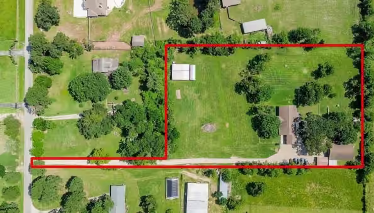 Photo 6 of 22035 Buescher Road, Tomball, TX