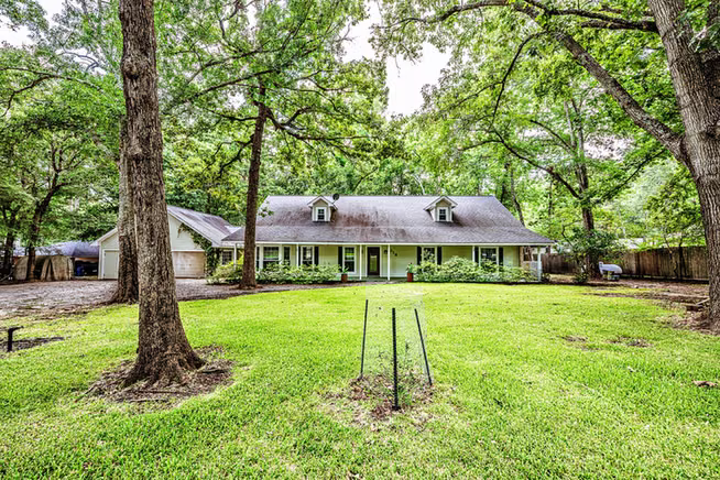 Photo 4 of 218 Westridge Drive, Huntsville, TX