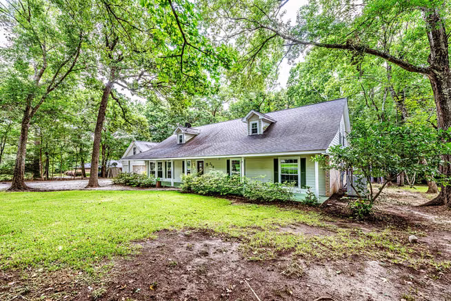 Photo 5 of 218 Westridge Drive, Huntsville, TX