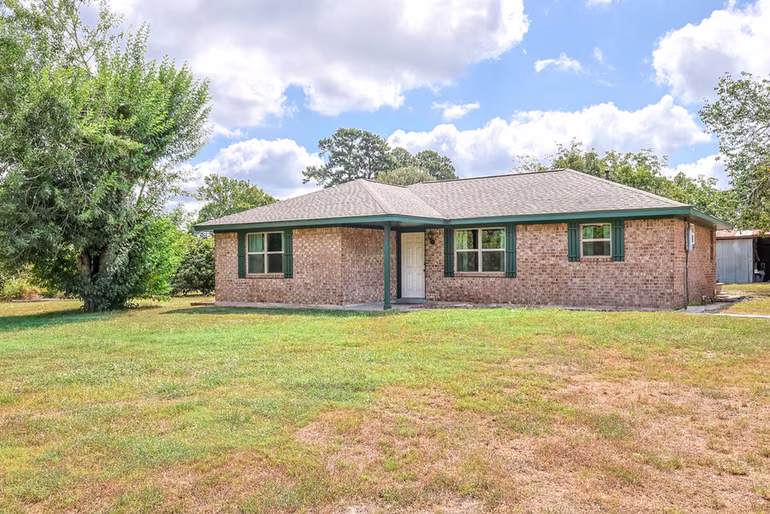 Photo 4 of 2934 Goodson Loop, Pinehurst, TX