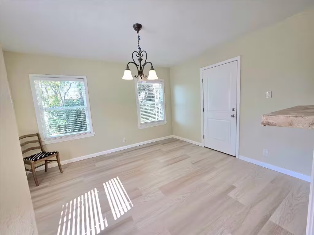 Photo 6 of 118 Whiting Street, Galveston, TX
