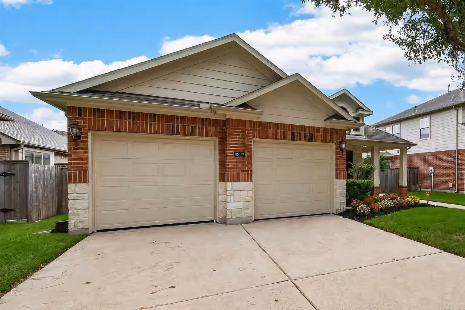 Photo 2 of 8822 Peach Oak Crossing, Katy, TX