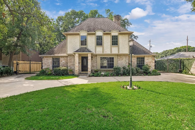 Photo of 7827 Zilonis Court, Jersey Village, TX