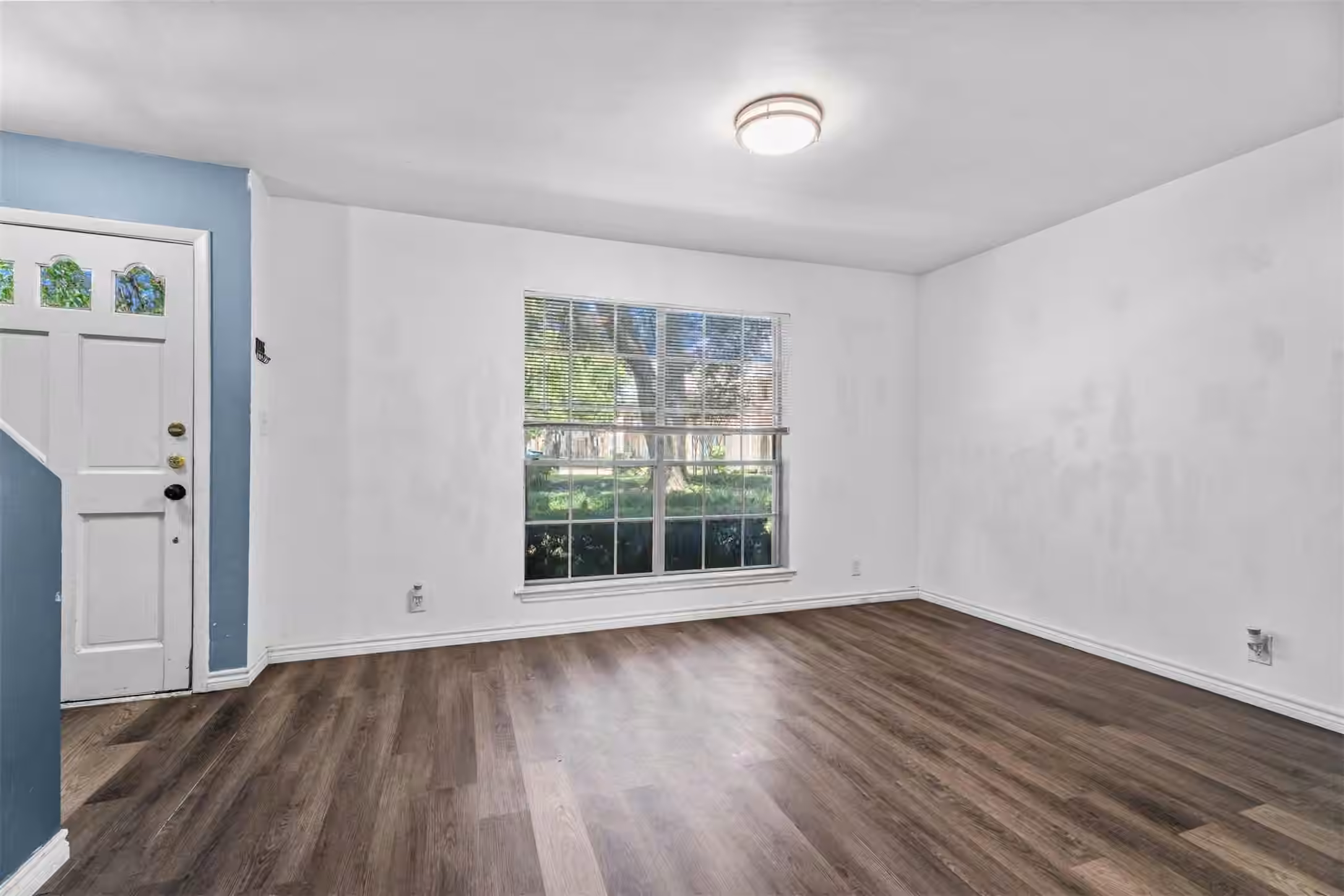 Photo 4 of 11002 Hammerly Boulevard 93, Houston, TX