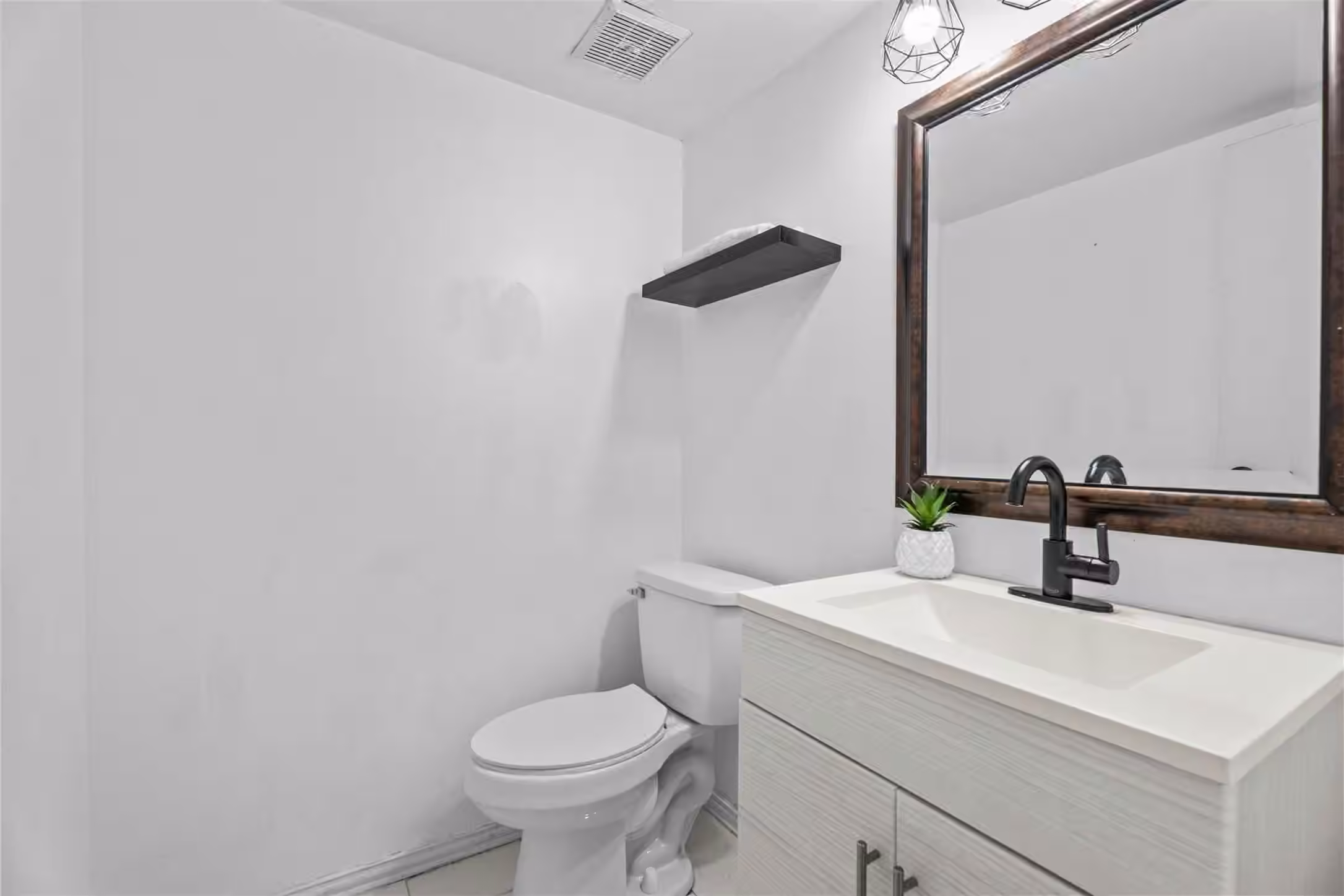 Photo 5 of 11002 Hammerly Boulevard 93, Houston, TX