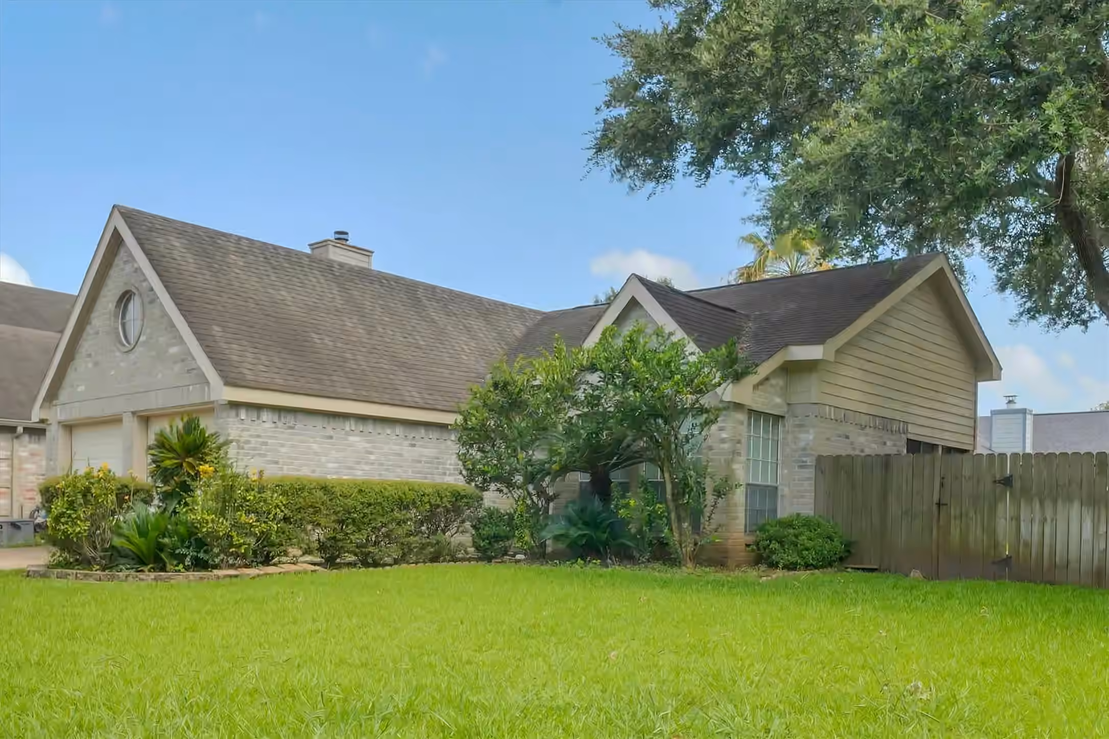 Photo 3 of 4402 Treasure Trail, Sugar Land, TX