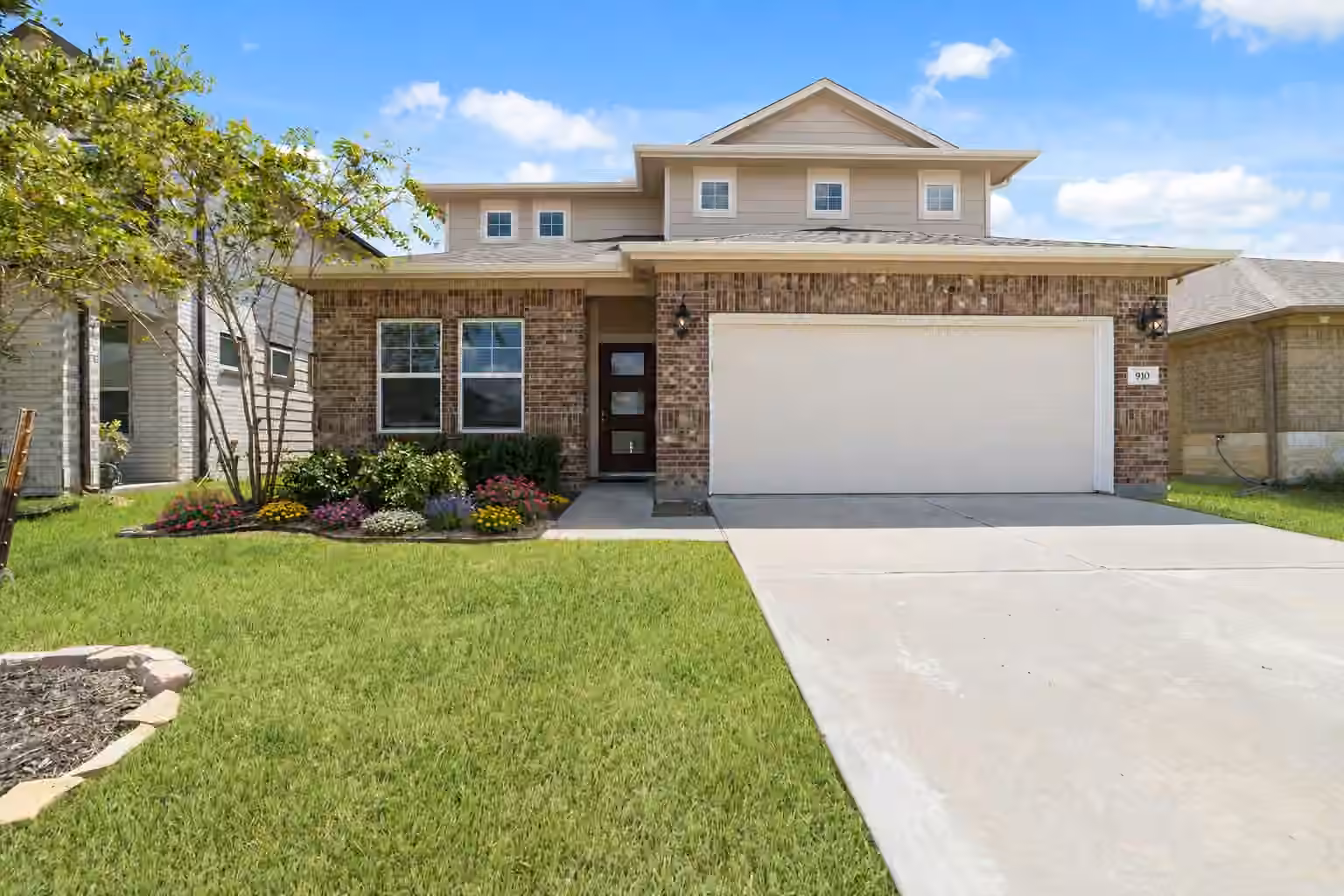 Photo of 910 Modesto Drive, Rosharon, TX 77583