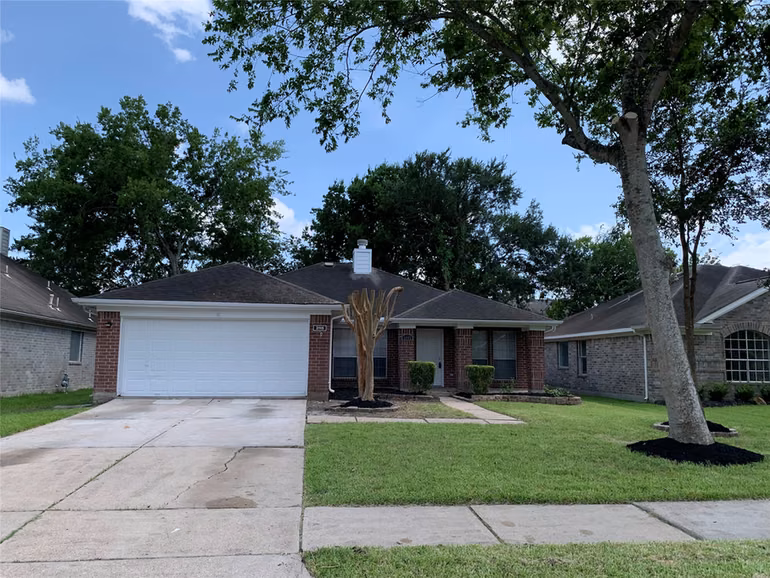 Photo of 3115 Shady Ridge Trail, Sugar Land, TX 77498