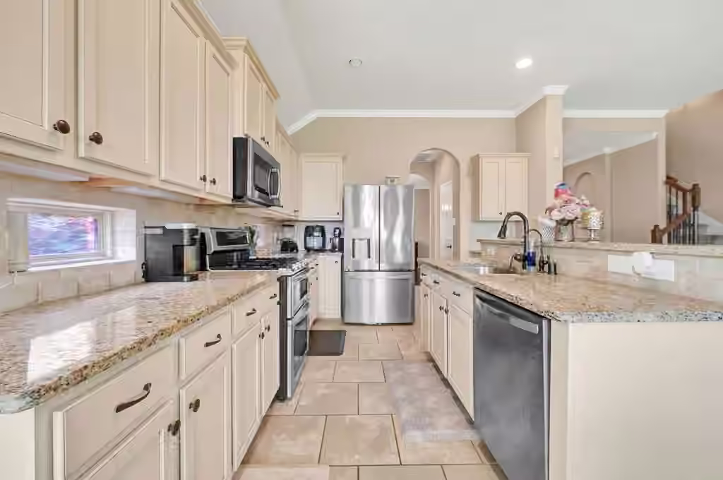 Photo 5 of 19443 Alton Springs Drive, Cypress, TX