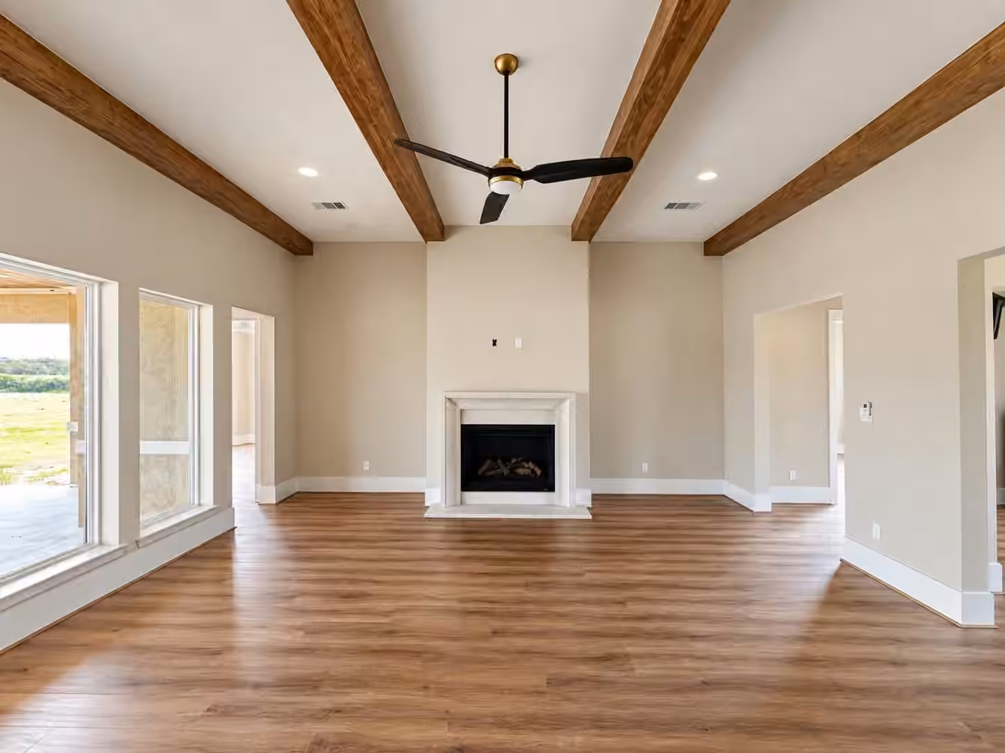 Photo 4 of 3811 Lakeridge Parkway, Baytown, TX