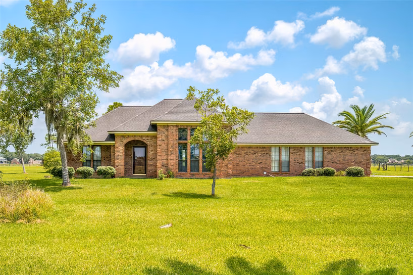 Photo 2 of 200 Eagle Road, Brazoria, TX