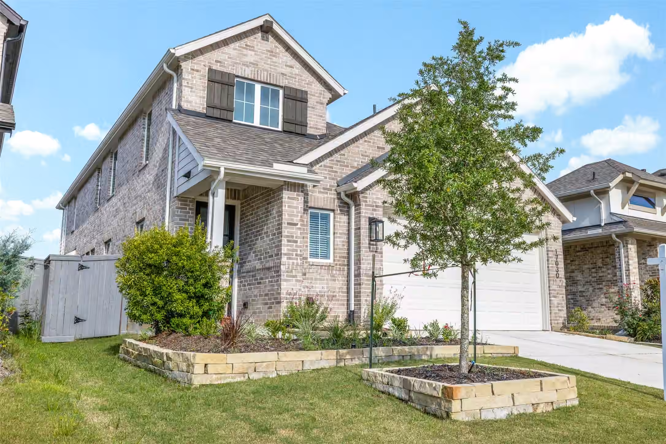 Photo 4 of 17030 Shimmer Ray Street, Hockley, TX