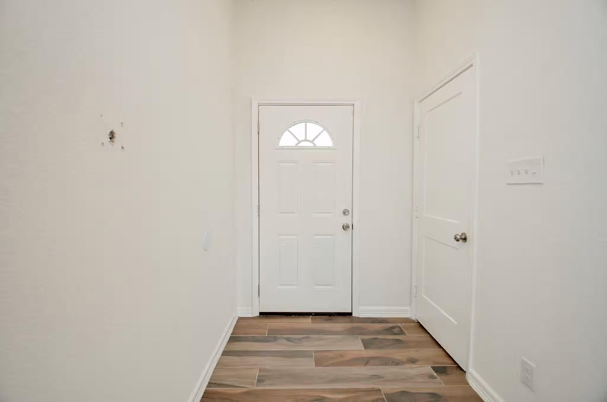 Photo 5 of 8630 Scott Street, Houston, TX