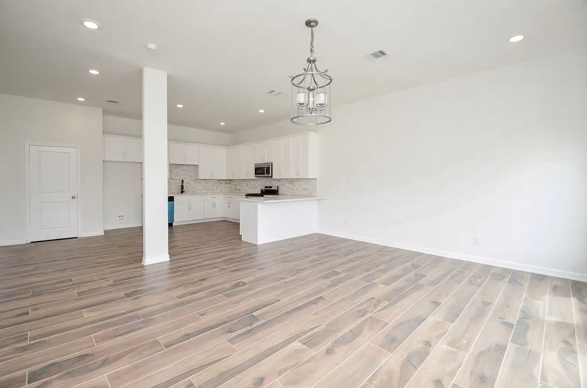 Photo 7 of 8630 Scott Street, Houston, TX
