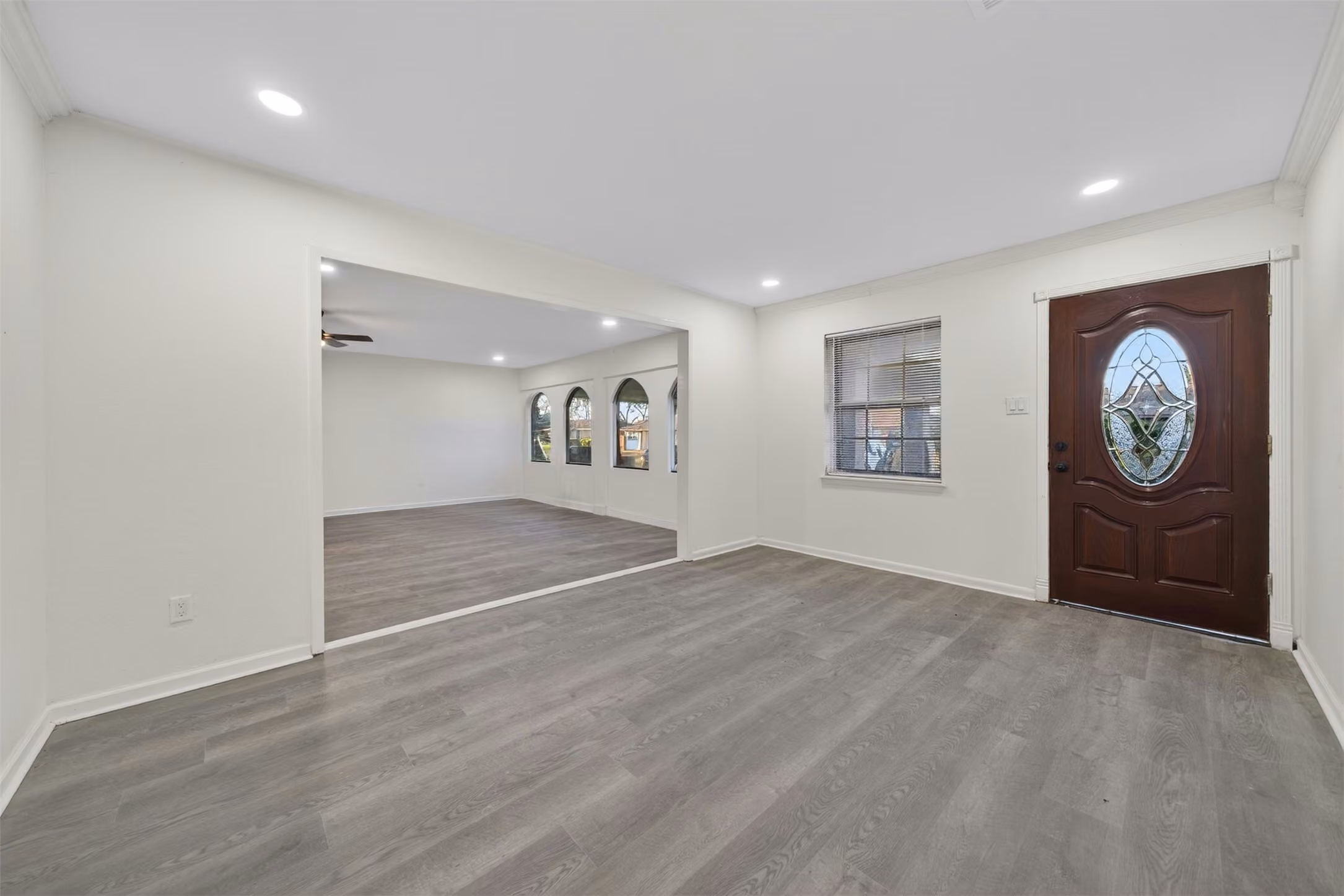 Photo 5 of 4119 Ebbtide Drive, Houston, TX
