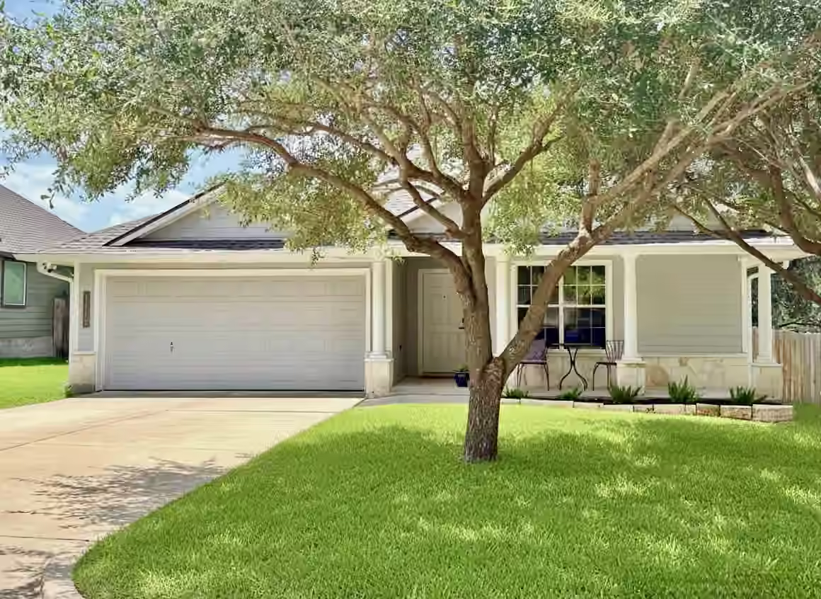 Photo 2 of 1407 Summer Court, Brenham, TX