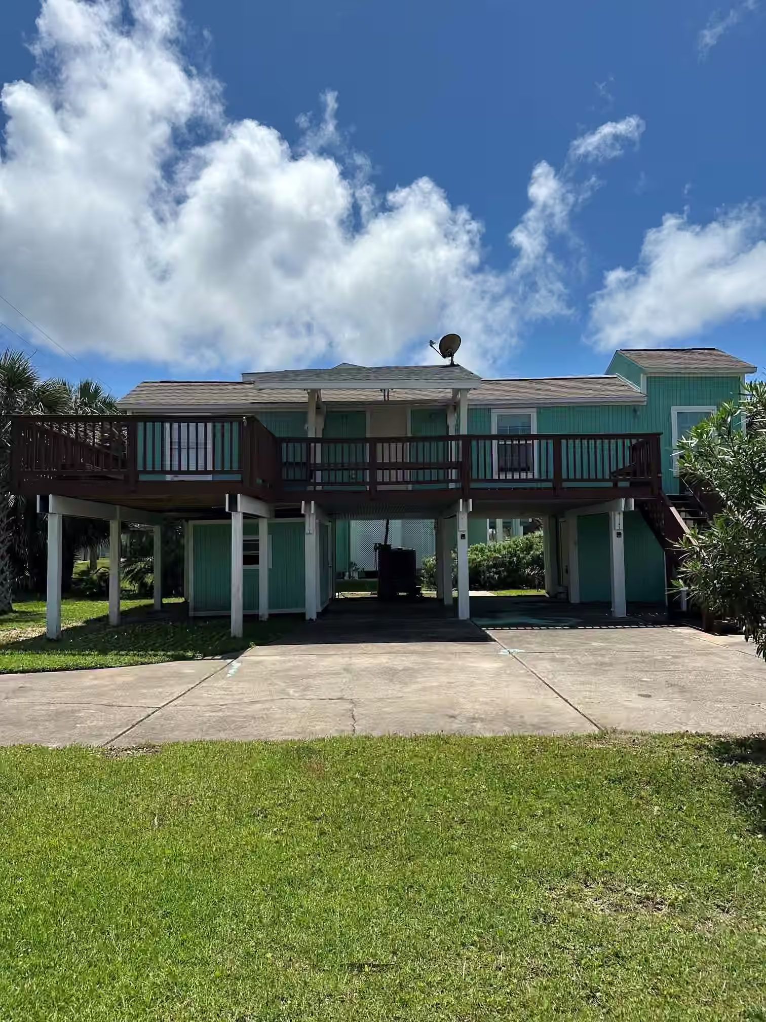 Photo 2 of 13723 San Domingo Drive, Galveston, TX
