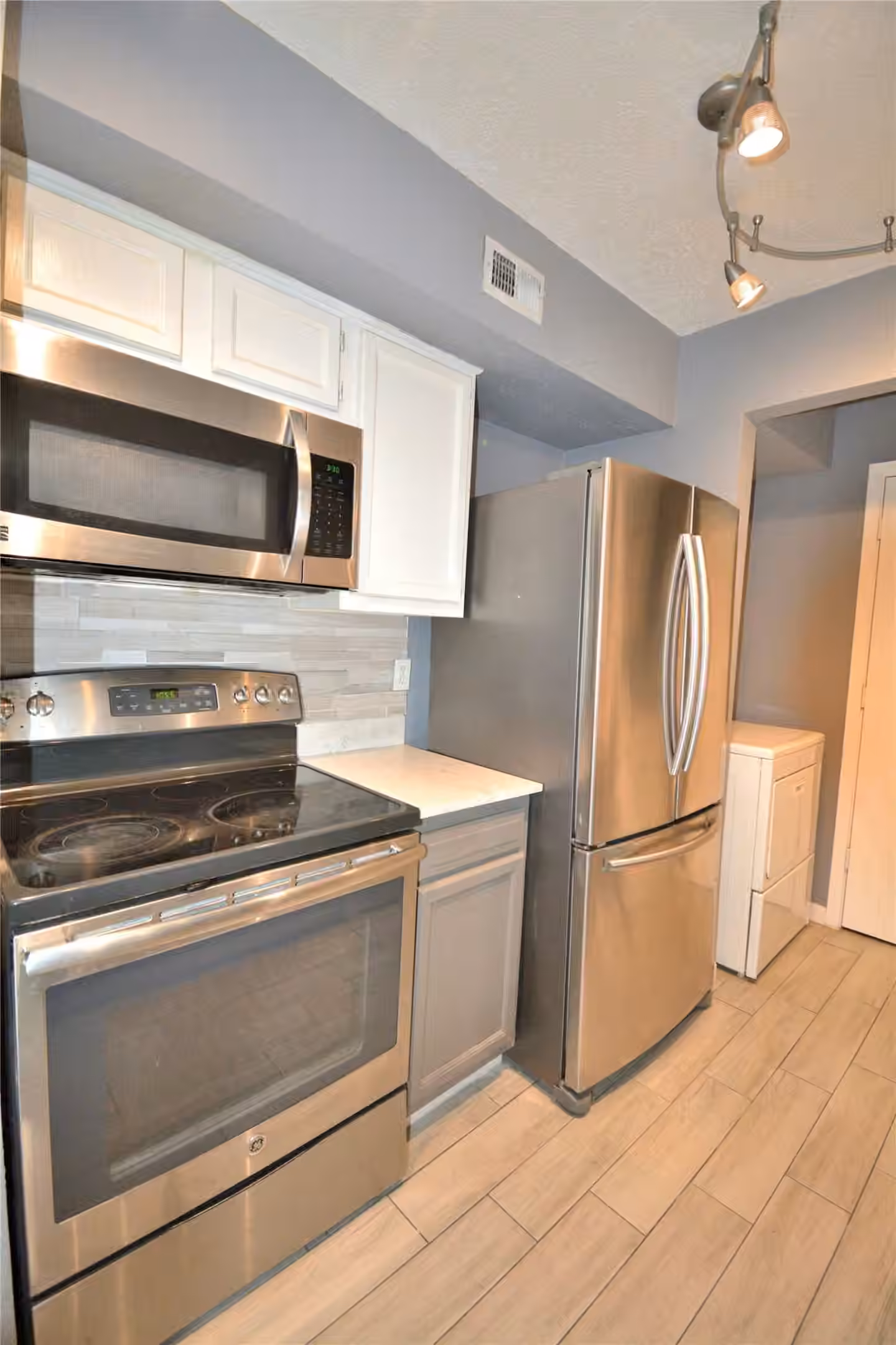 Photo 7 of 260 El Dorado Boulevard 903, Houston, TX
