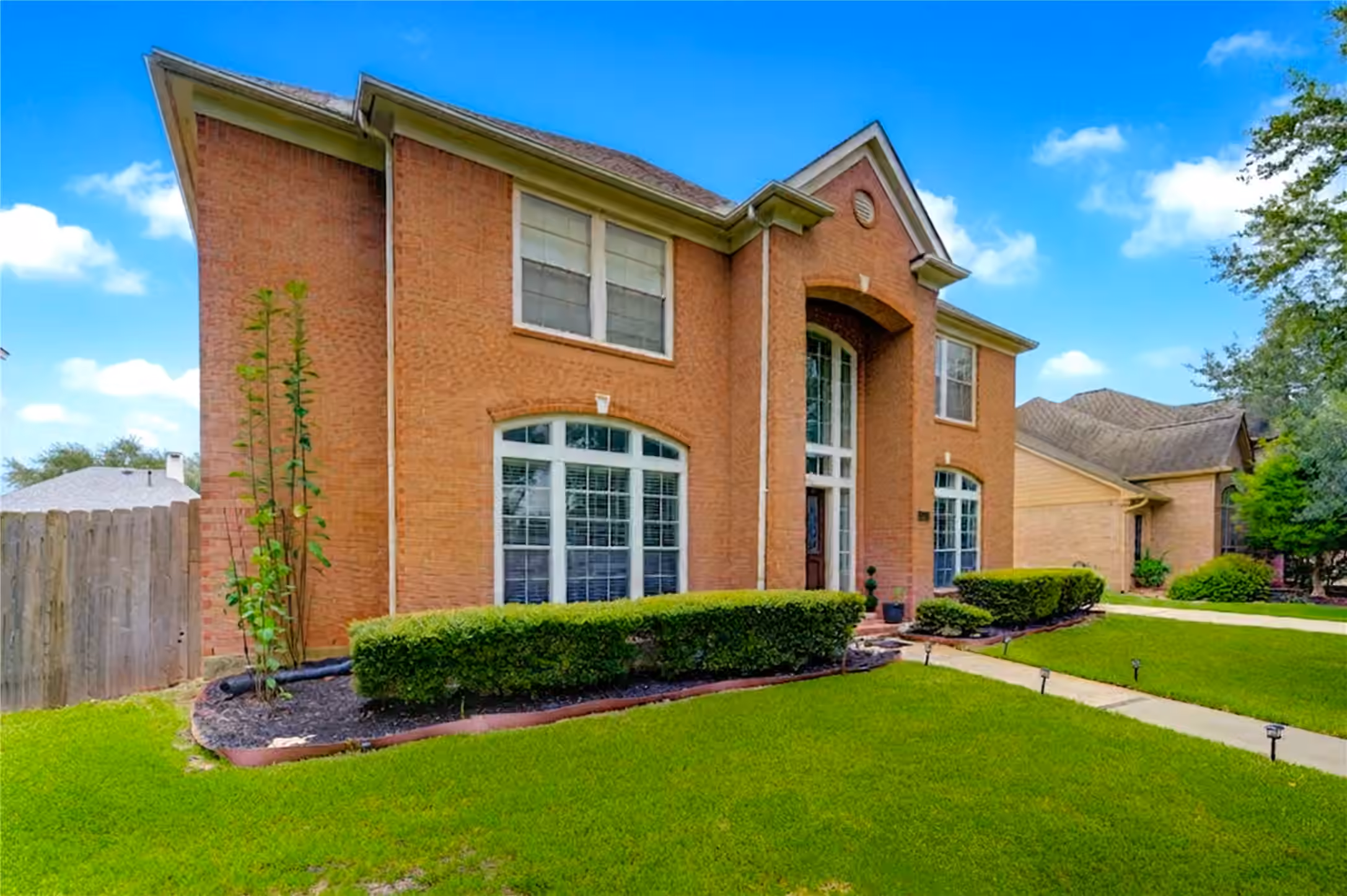 Photo 2 of 5911 Canyon Brook Court, Sugar Land, TX