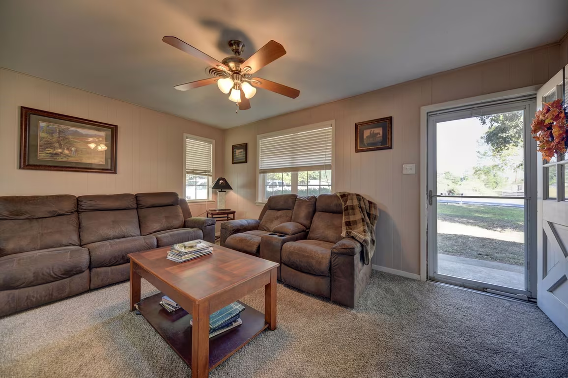 Photo 4 of 8740 Fm-2447, Chappell Hill, TX