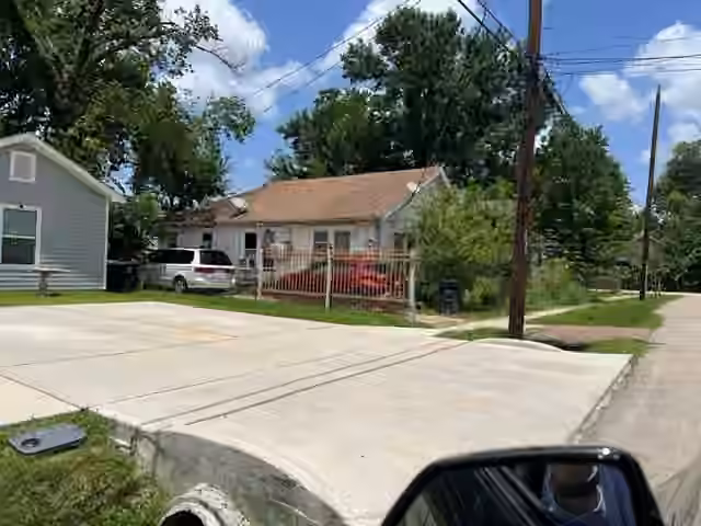 Photo 7 of 833 Wilkes Street, Houston, TX