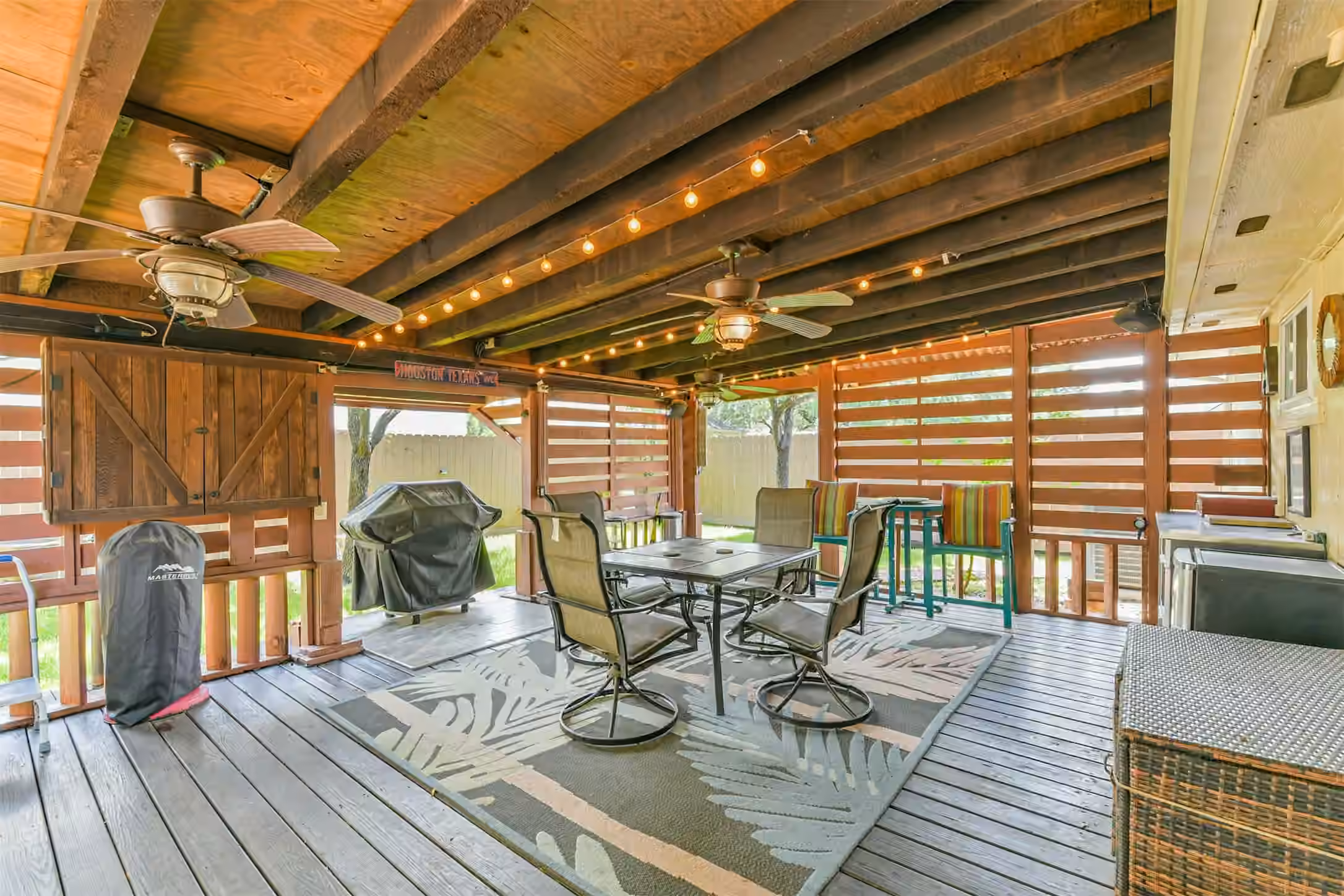 Photo 3 of 22522 Willow Branch Lane, Tomball, TX