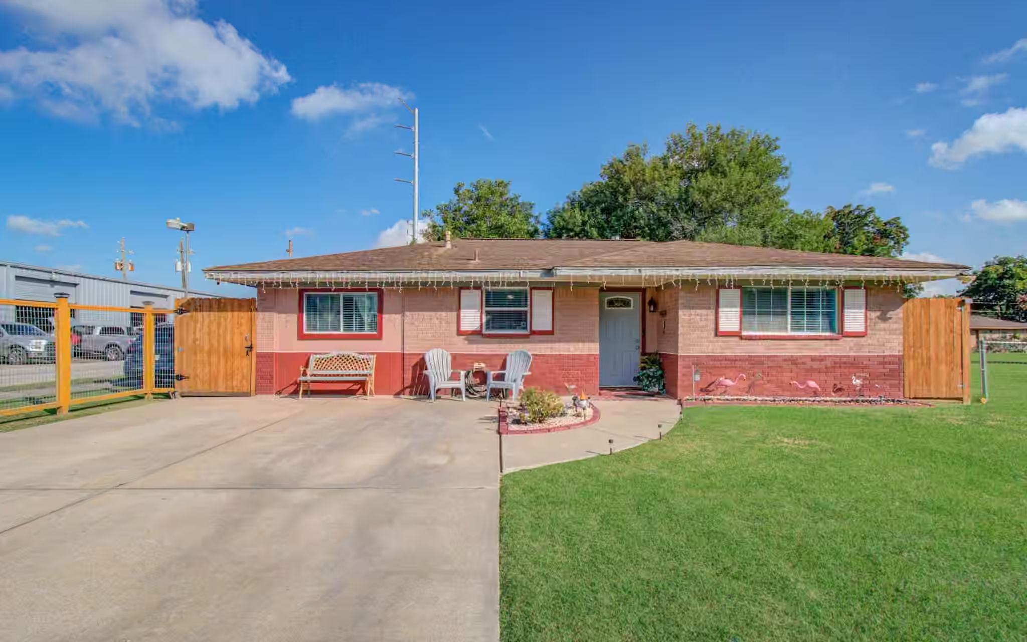 Photo 5 of 1115 Iowa Street, South Houston, TX