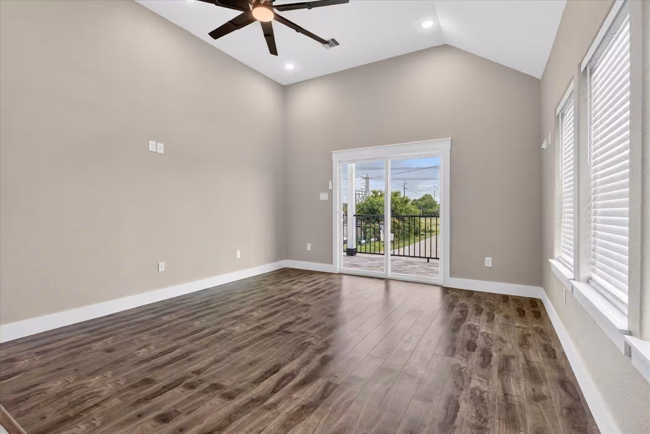 Photo 5 of 3434 Sunbeam Street A, Houston, TX