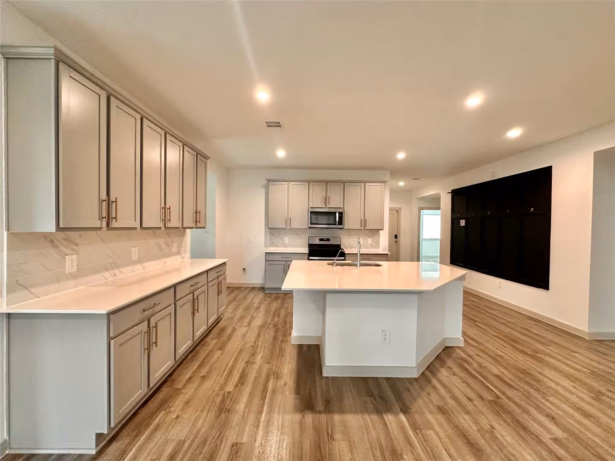 Photo 6 of 7719 Suffolk Valley Lane, Rosharon, TX