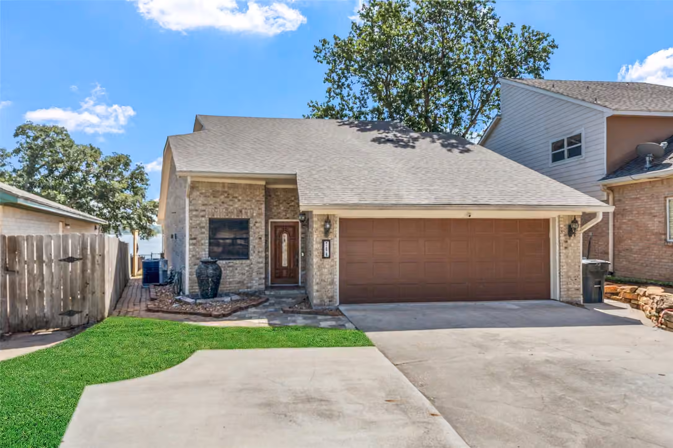 Photo 4 of 764 Lake View Drive, Montgomery, TX