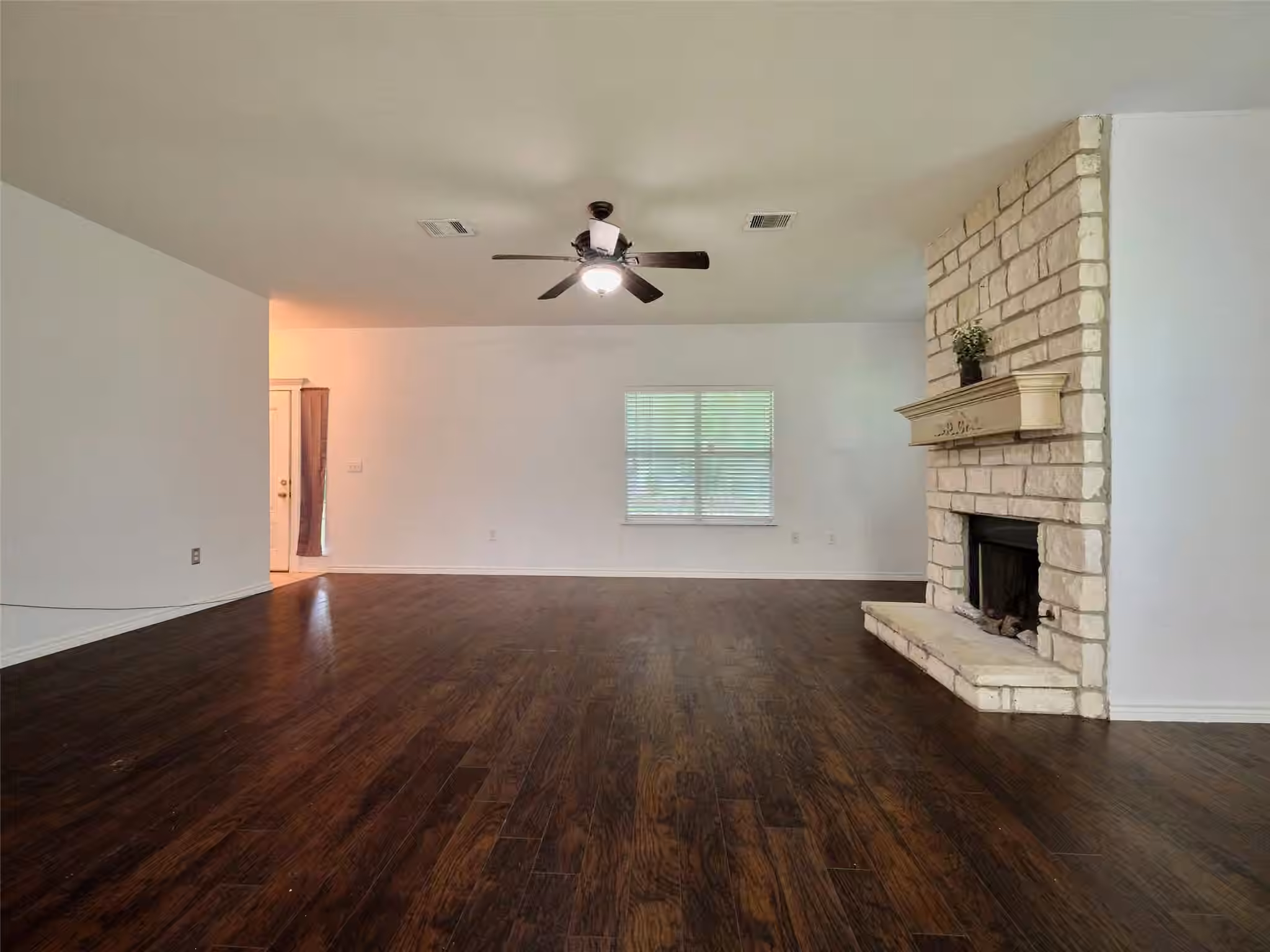 Photo 5 of 2605 N Abell Street, Wharton, TX