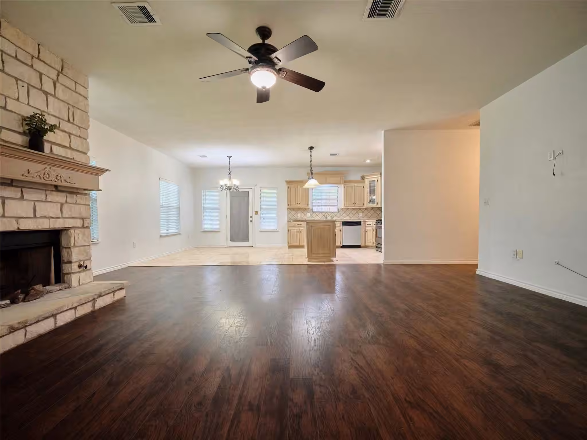 Photo 6 of 2605 N Abell Street, Wharton, TX