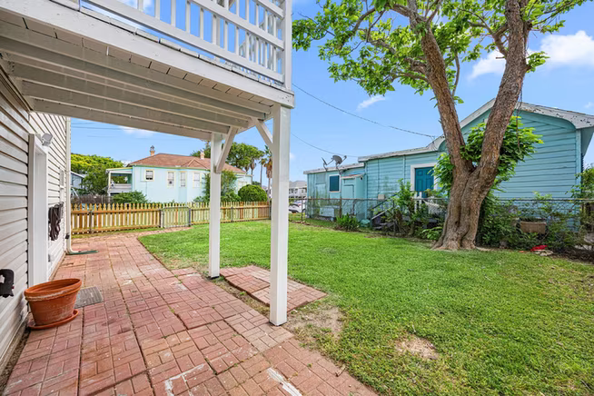Photo 5 of 1913 30th Street, Galveston, TX