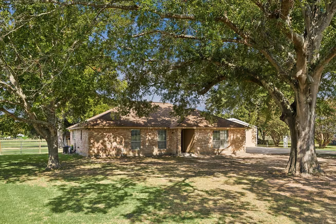 Photo 6 of 19203 Cy Fair Fire Road, Cypress, TX