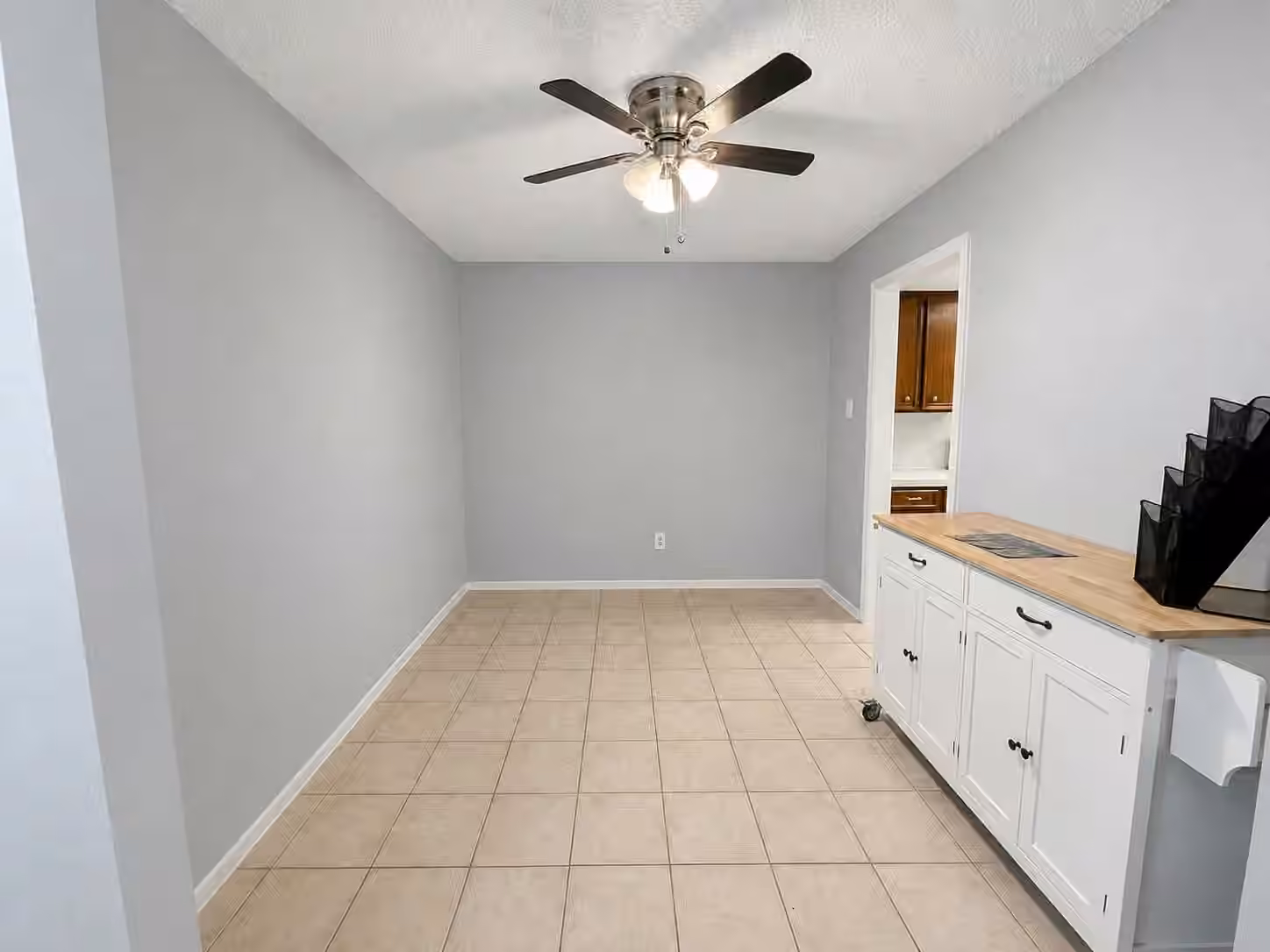 Photo 3 of 1534 Alderbrook Drive, Sugar Land, TX