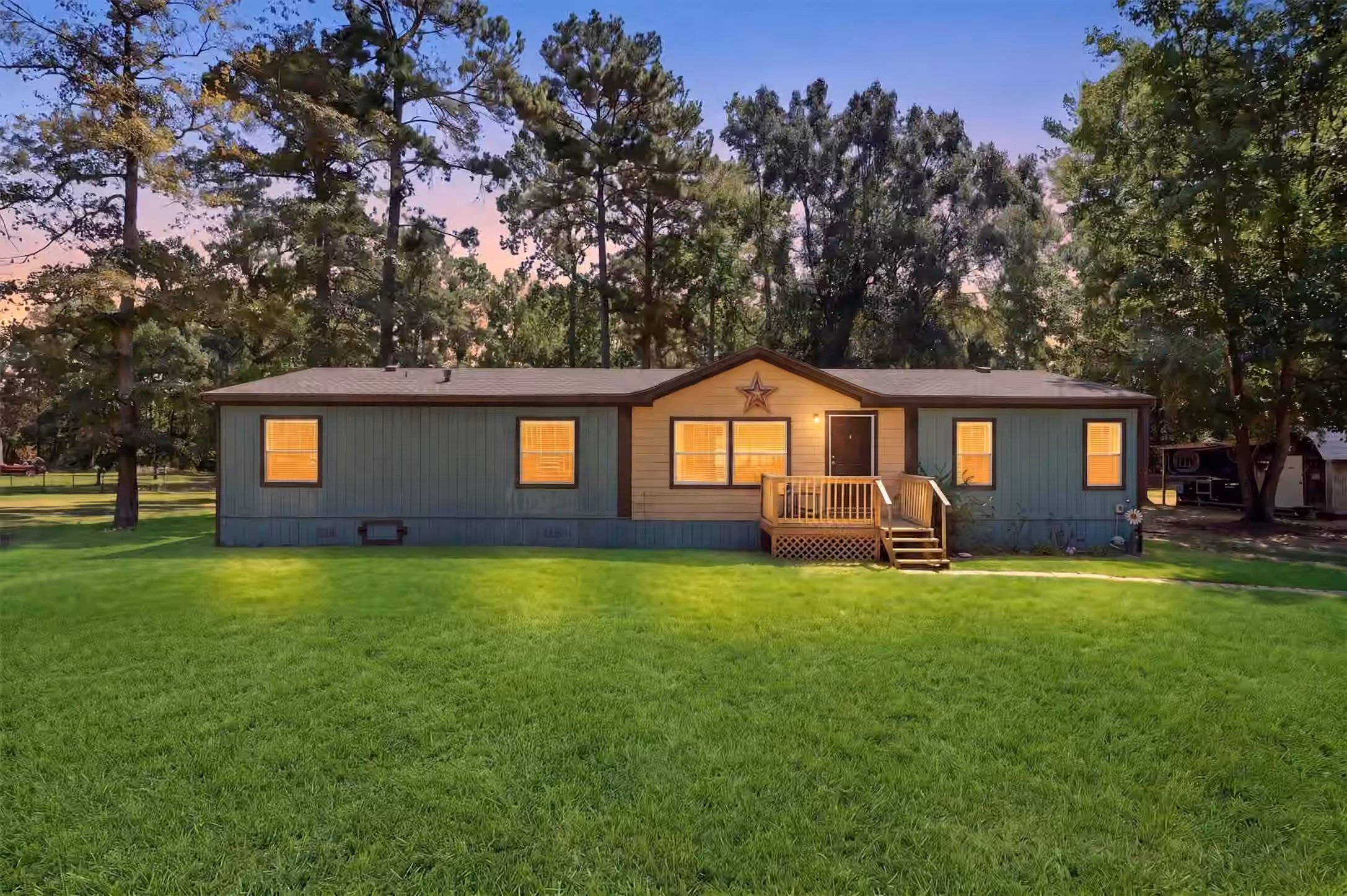 Photo of 104 Plantation Drive, Waller, TX 77484