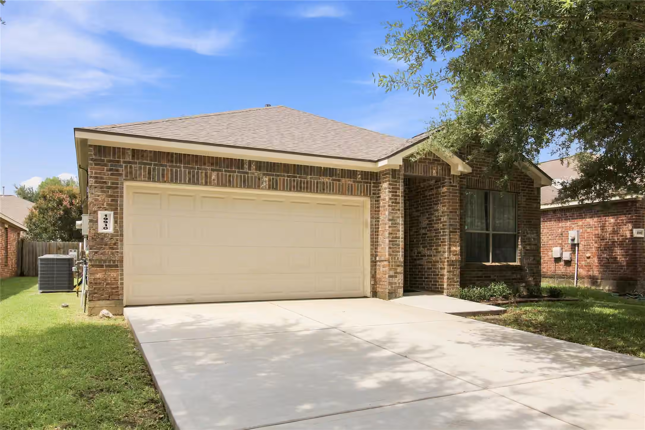 Photo 2 of 19910 Roycroft Lane, Richmond, TX