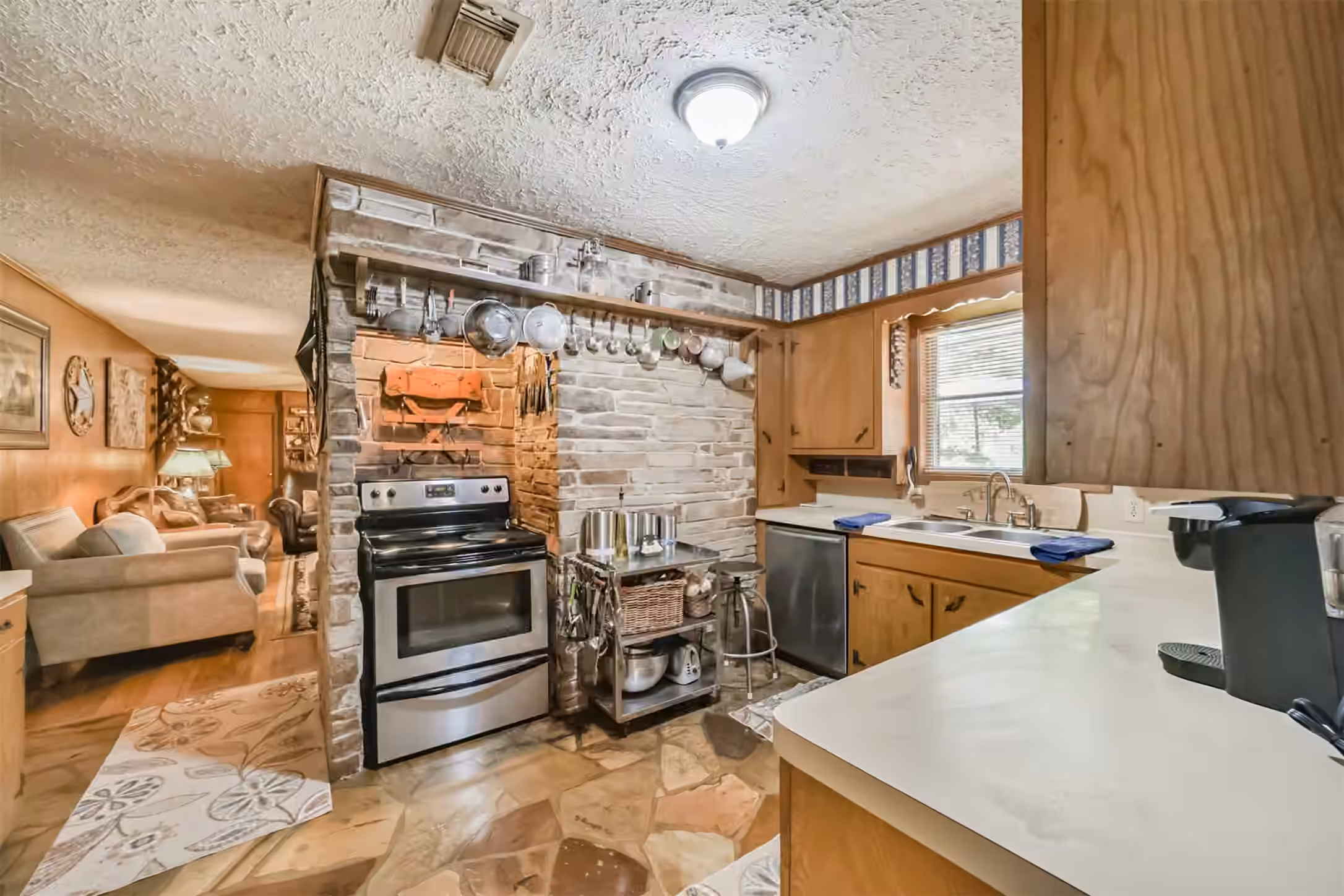 Photo 6 of 18519 Fm 2100 Road, Crosby, TX