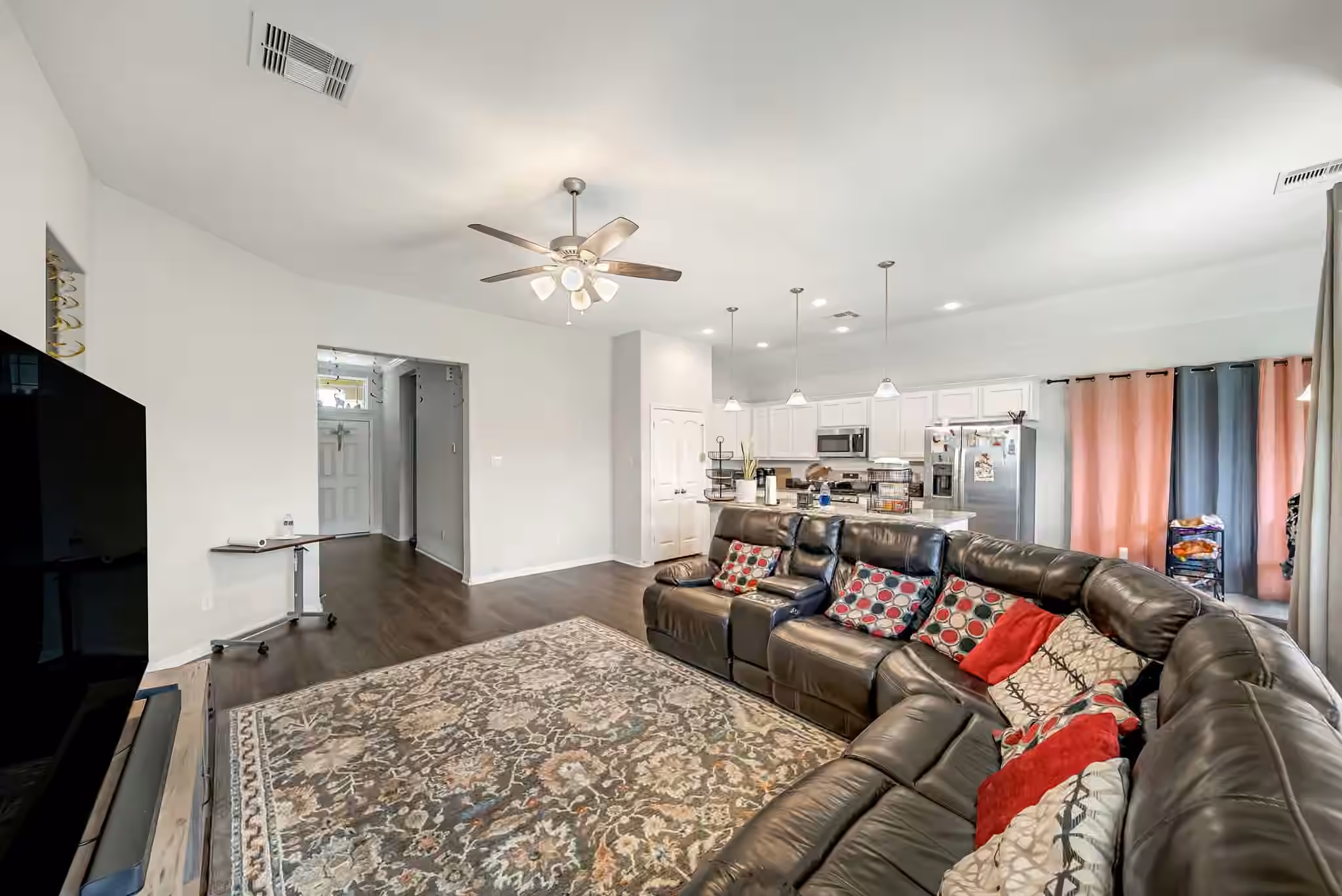 Photo 3 of 3731 Kaylee Road, Conroe, TX