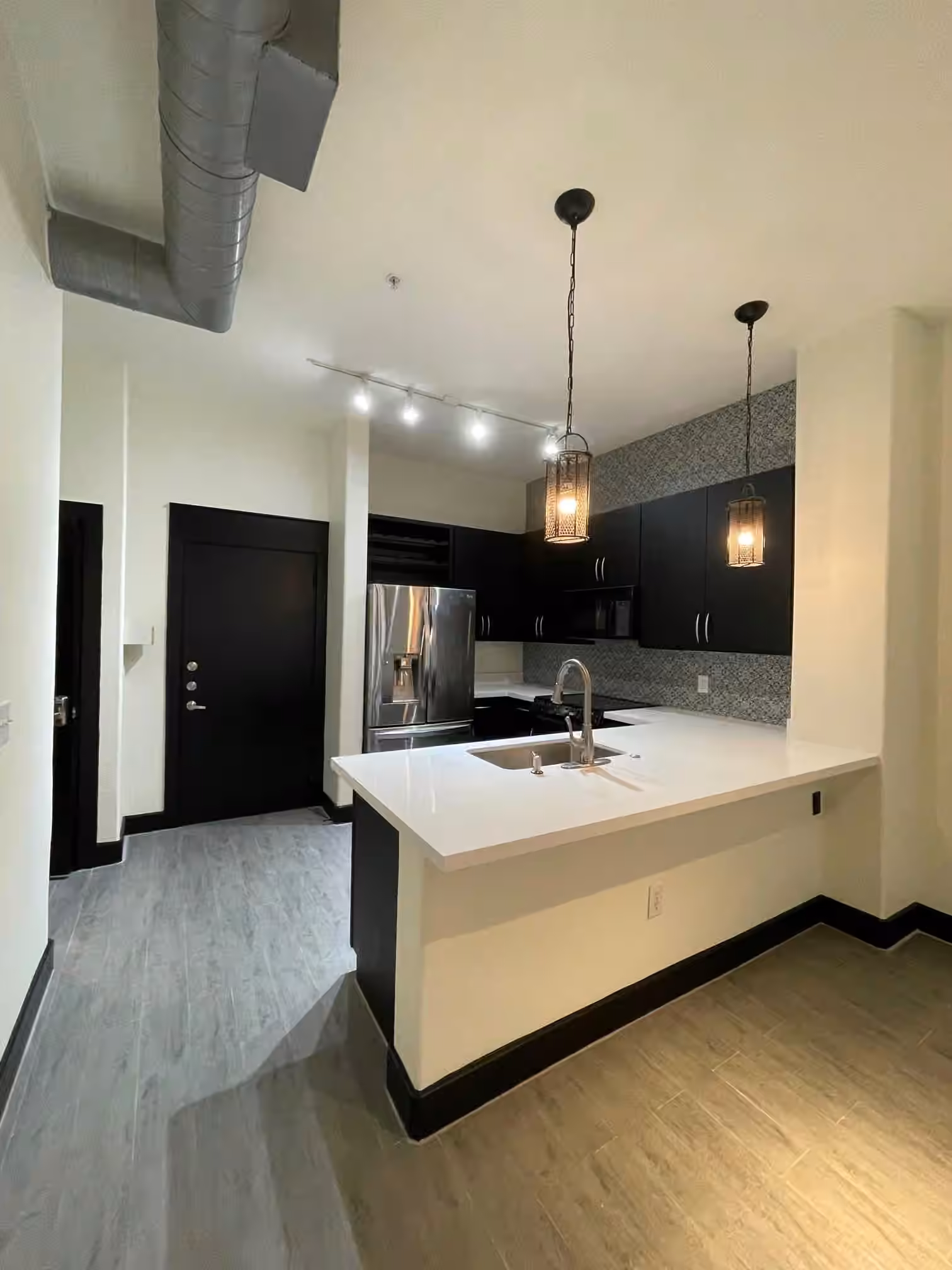 Photo 2 of 1901 Post Oak Boulevard 1213, Houston, TX