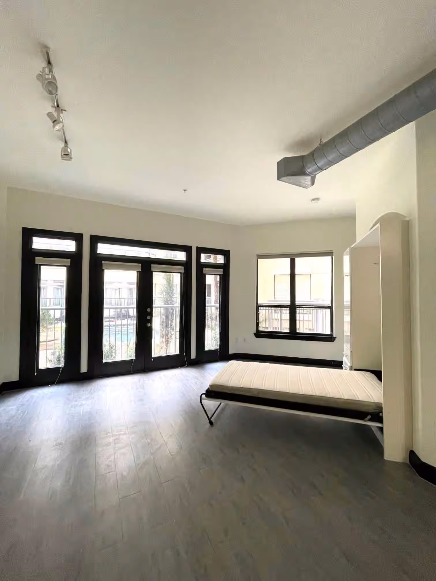 Photo 4 of 1901 Post Oak Boulevard 1213, Houston, TX