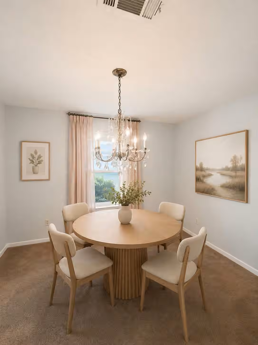 Photo 5 of 401 Shadywood Circle, Conroe, TX