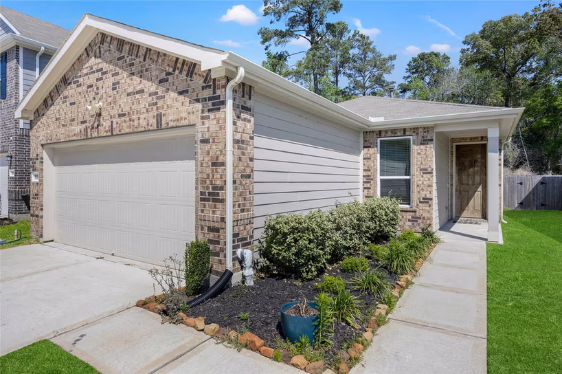Photo 3 of 9550 Louis Phillip Street, Magnolia, TX